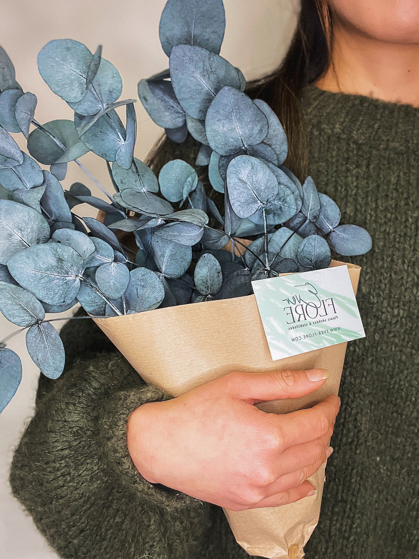 Eucalyptus Cinerea stabilized