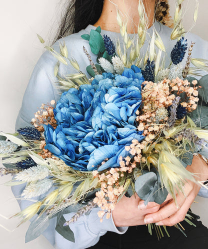 Lisa Blue Bouquet