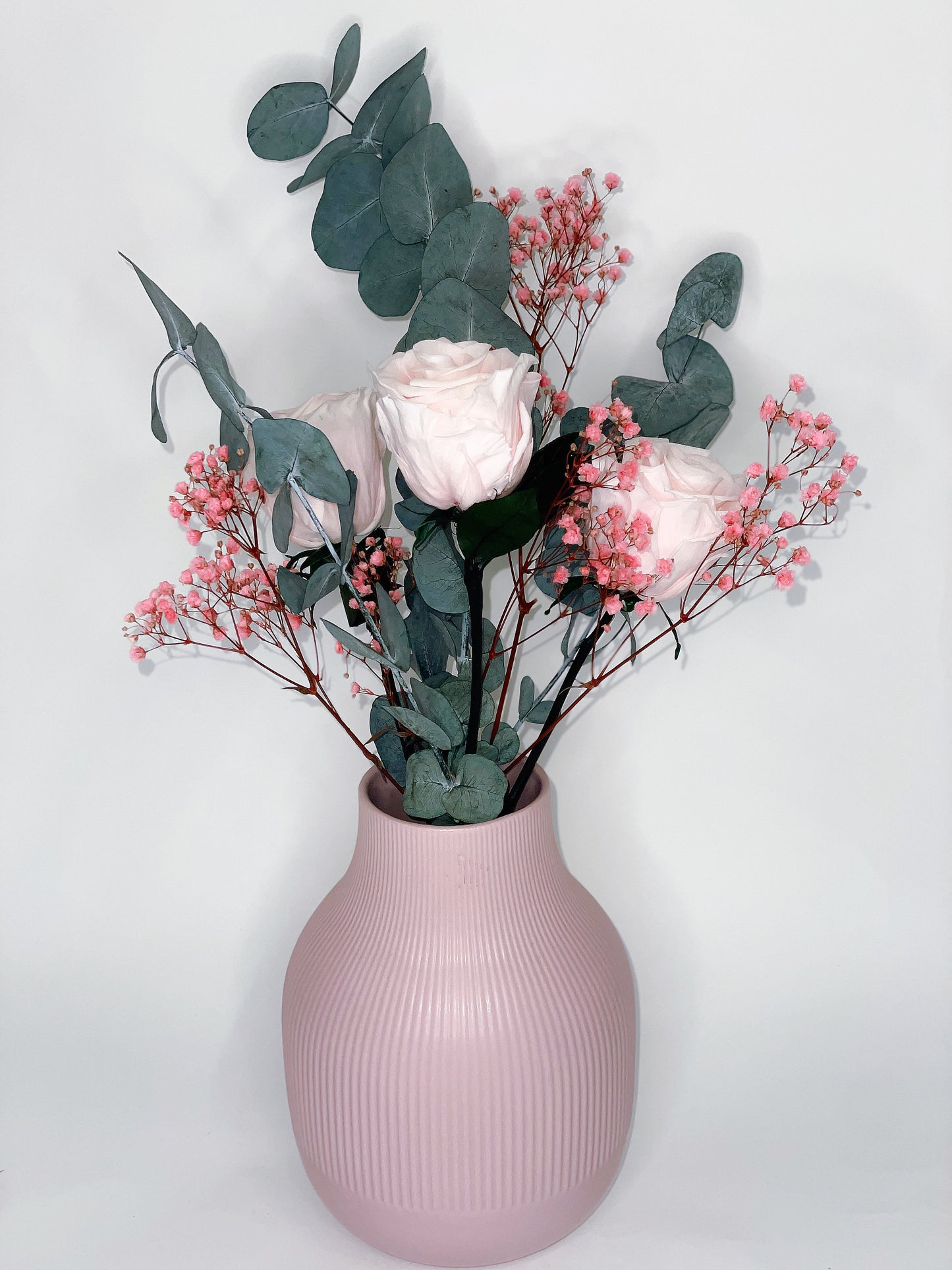 Bouquet of 3 stabilized roses